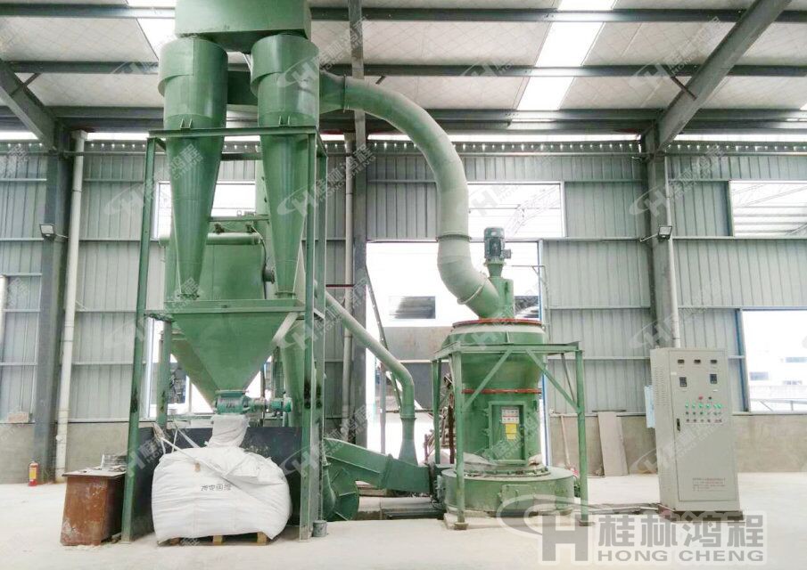 桂林鴻程雜鹵石雷蒙磨粉機(jī)，雜鹵石磨機(jī)，雜鹵石磨粉機(jī)-HC系列縱擺式磨粉機(jī)環(huán)保設(shè)備