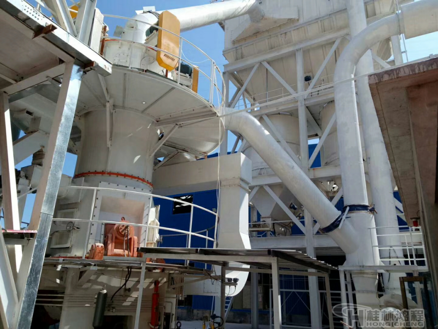 膠水用膨潤(rùn)土 1250目膠水用膨潤(rùn)土超細(xì)磨機(jī)HLMX立磨 膠水用膨潤(rùn)土 1250目膠水用膨潤(rùn)土超細(xì)磨機(jī)HLMX立磨