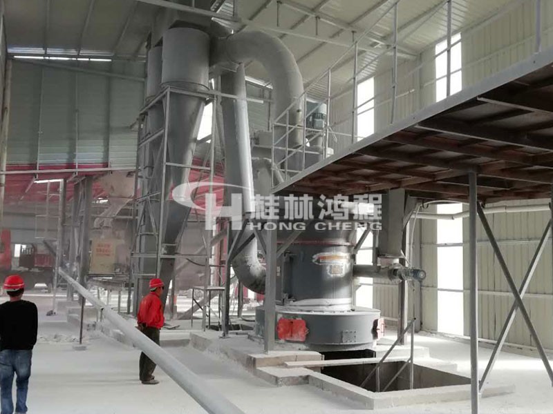 食用石膏粉磨機(jī) HCQ1500雷蒙磨粉機(jī) 鴻程新疆石膏粉生產(chǎn)線(xiàn)