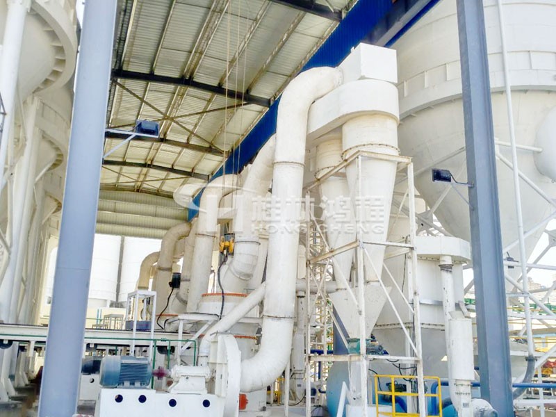 HCQ氧化鈣磨粉機(jī)生產(chǎn)線(xiàn)設(shè)備非洲客戶(hù)生產(chǎn)線(xiàn)現(xiàn)場(chǎng) HCQ氧化鈣磨粉機(jī)生產(chǎn)線(xiàn)設(shè)備非洲客戶(hù)生產(chǎn)線(xiàn)現(xiàn)場(chǎng)