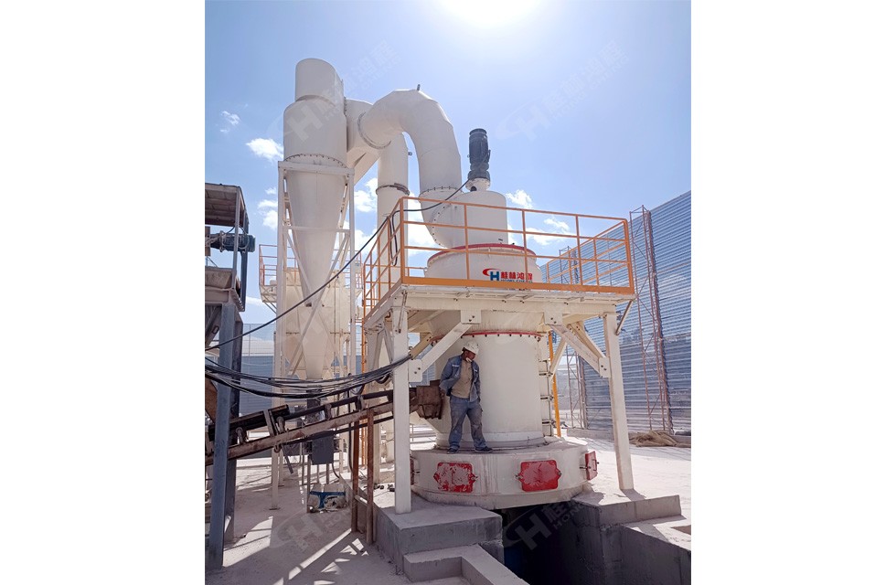 HC1500Z石灰石制粉系統(tǒng)歐版磨系統(tǒng)內(nèi)蒙古某廠設(shè)備現(xiàn)場 HC1500Z石灰石制粉系統(tǒng)歐版磨系統(tǒng)內(nèi)蒙古某廠設(shè)備現(xiàn)場